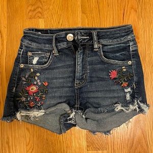 Flower jean shorts
